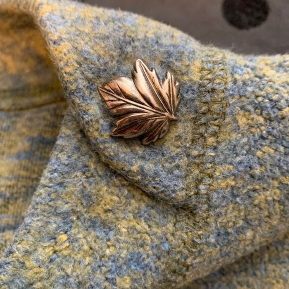 Green Brand Recycled Knit Top Blue Yellow Leaf Button Boho - Picture 4 of 12